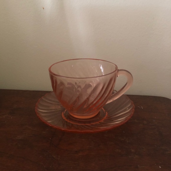 Vintage Other - VTG - Pink Swirl Teacup Set of 4